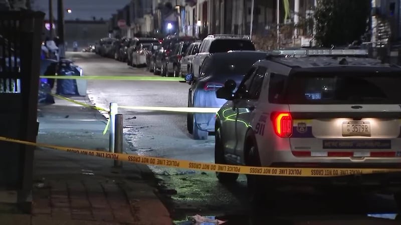 Niño de 11 años habría matado de un balazo al novio de su madre. Según la policía, el...